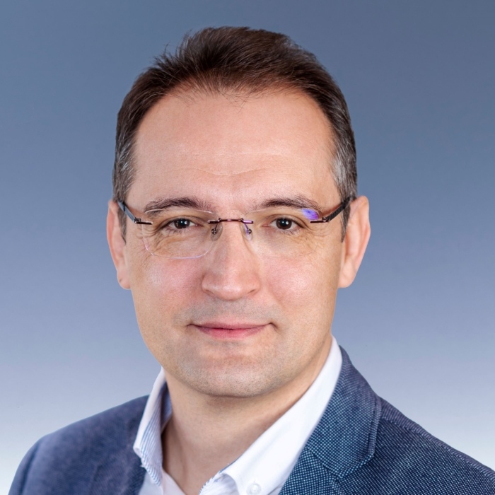 Dr. Koiss Róbert, PhD